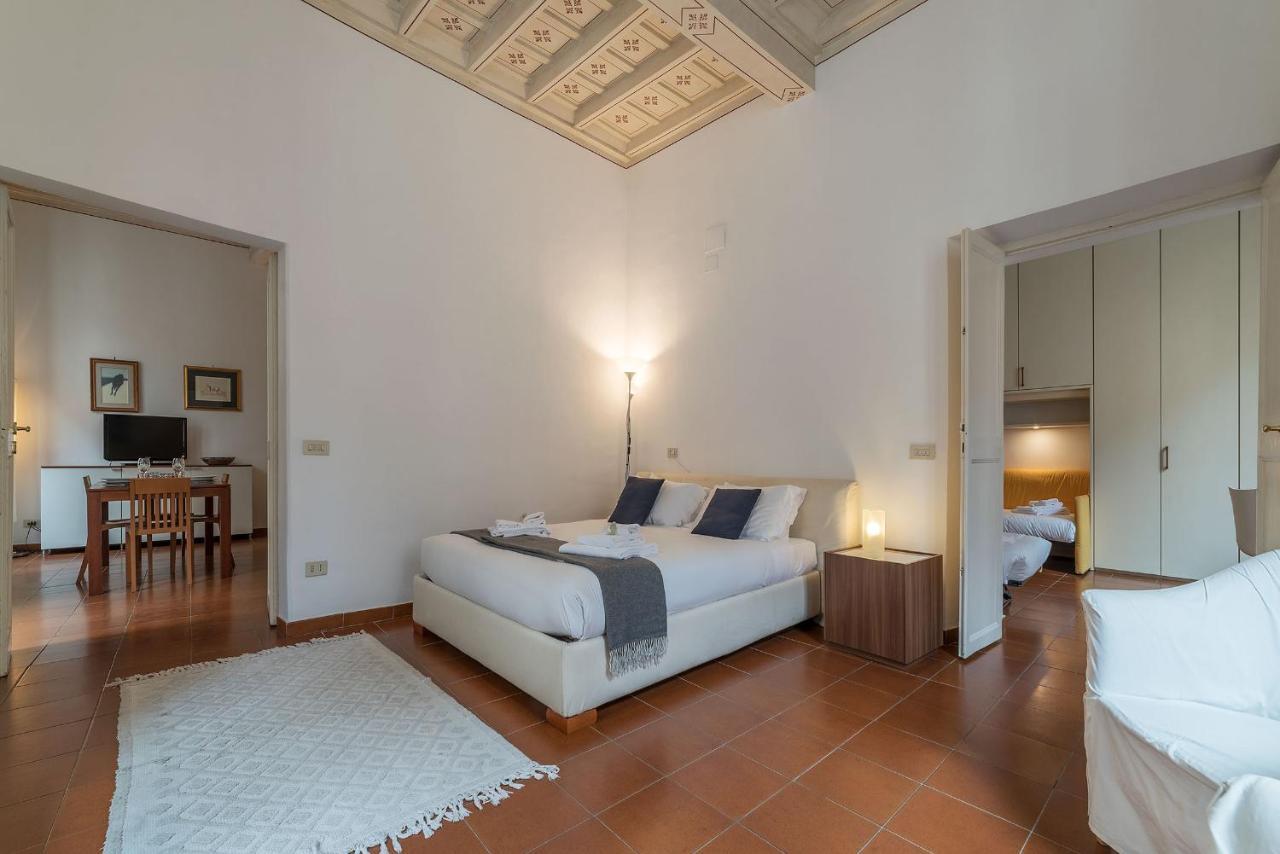 Appartamento History And Modernity Meet By Fromhometorome